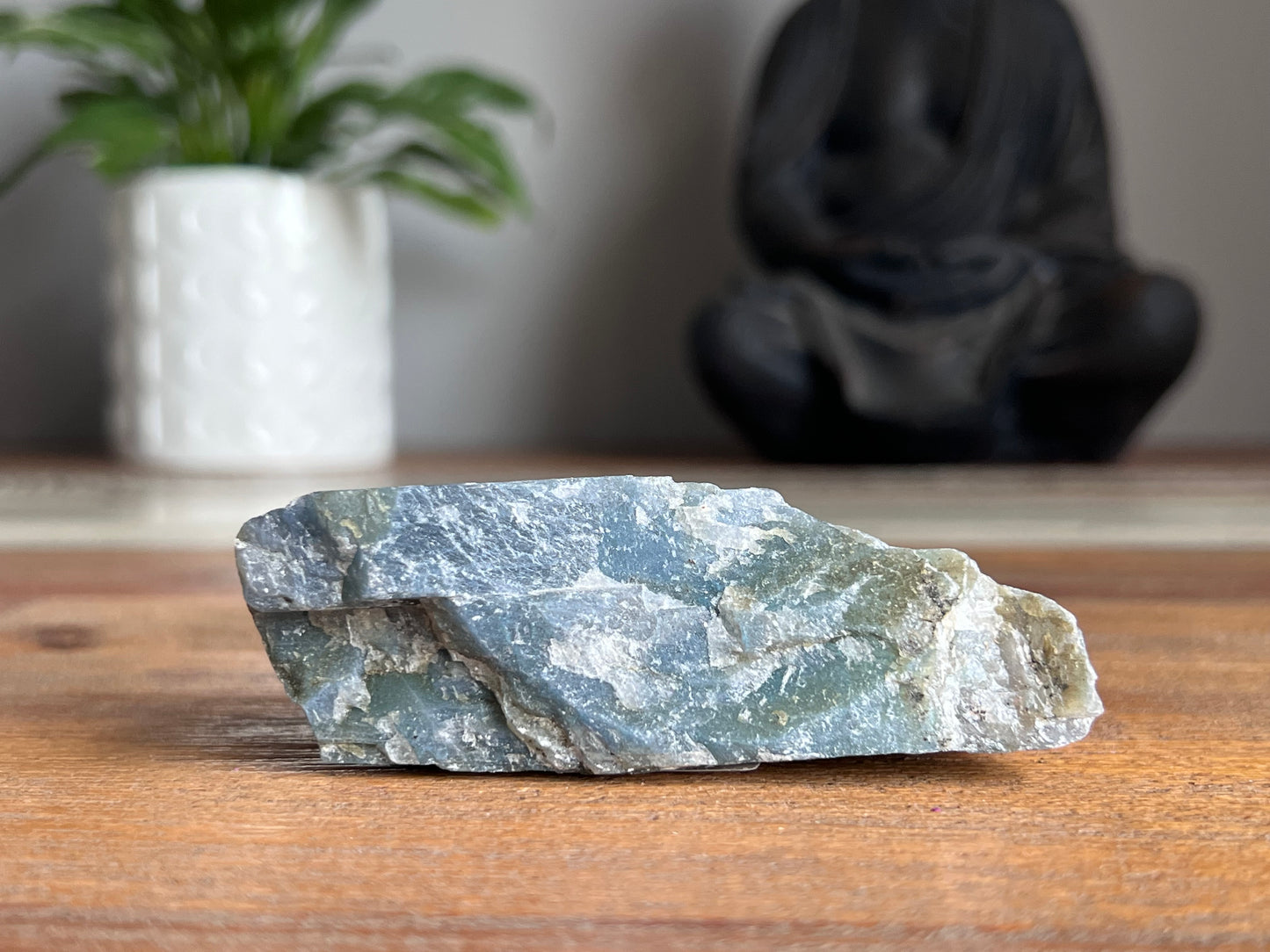 Labradorite Rough
