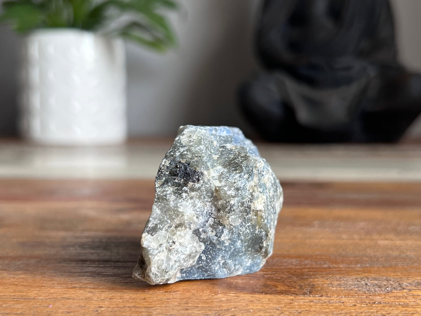 Labradorite Rough