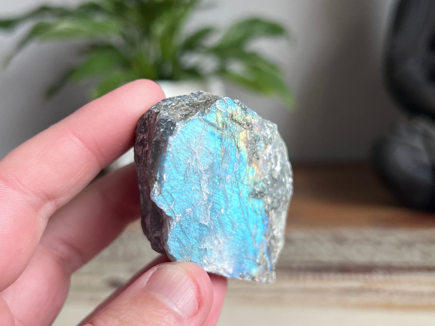 Labradorite Rough