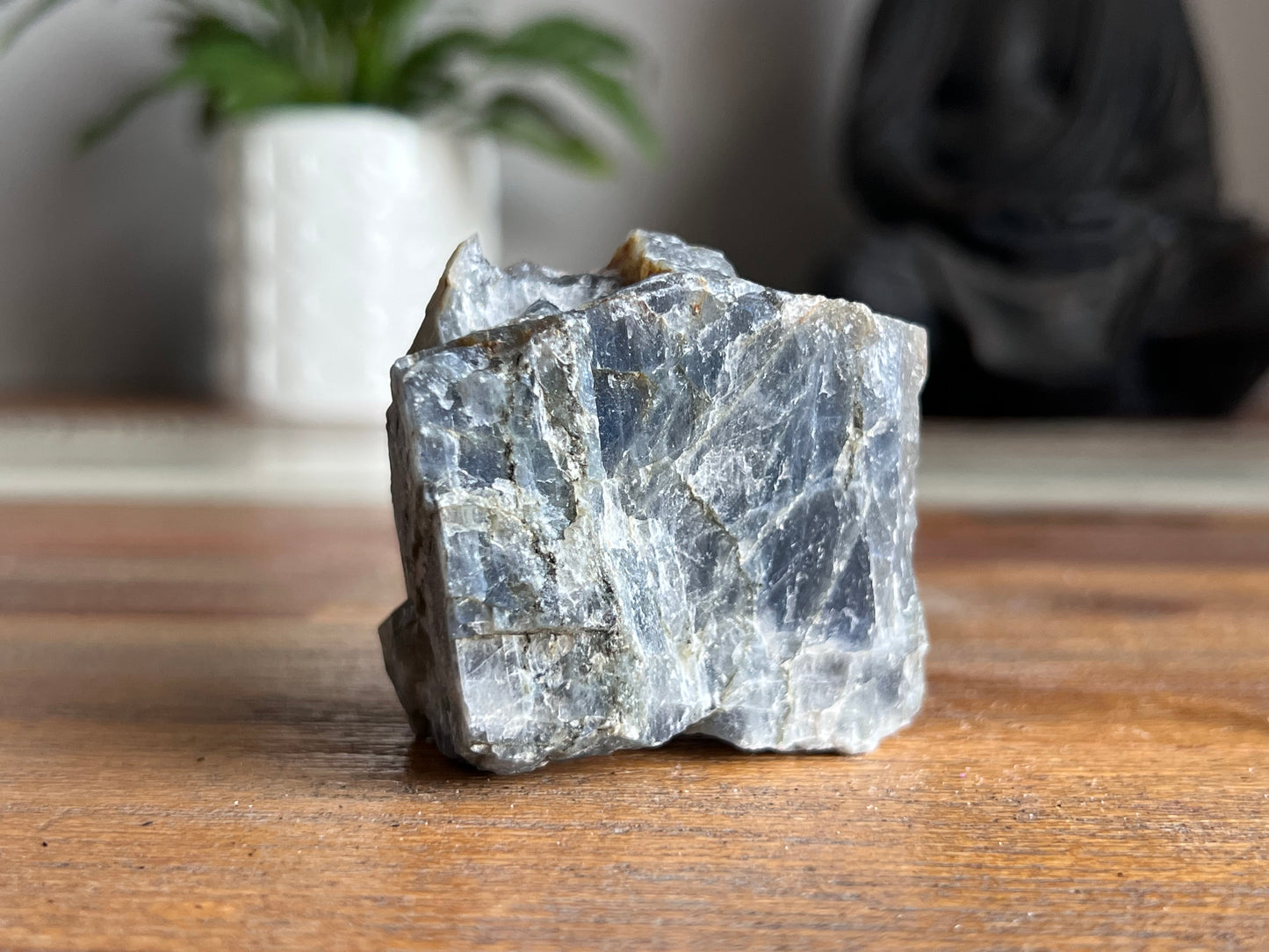 Labradorite Rough