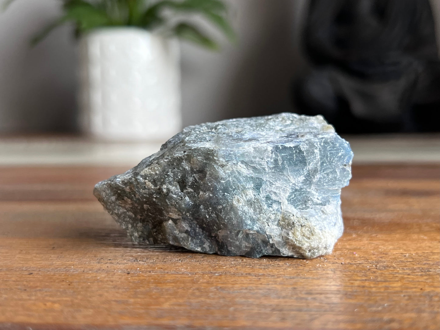 Labradorite Rough