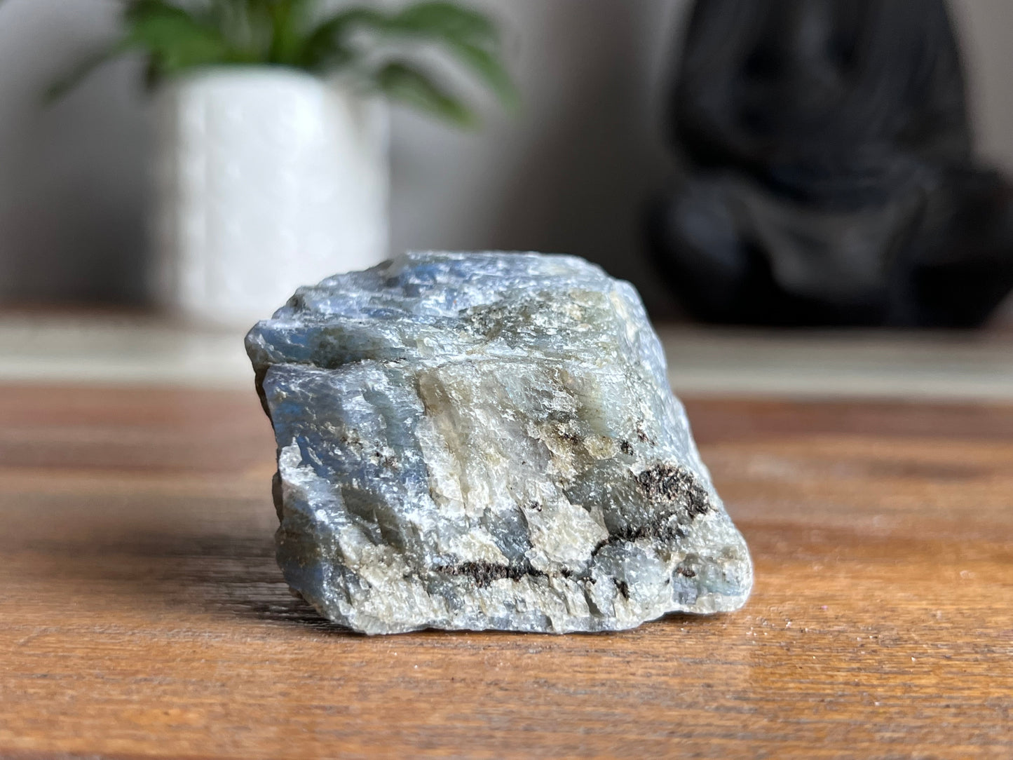 Labradorite Rough