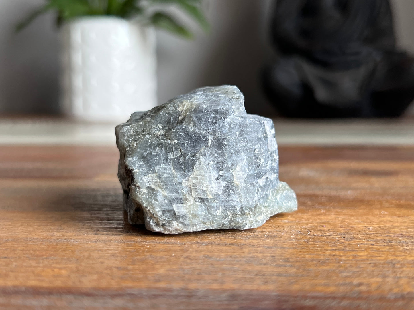 Labradorite Rough