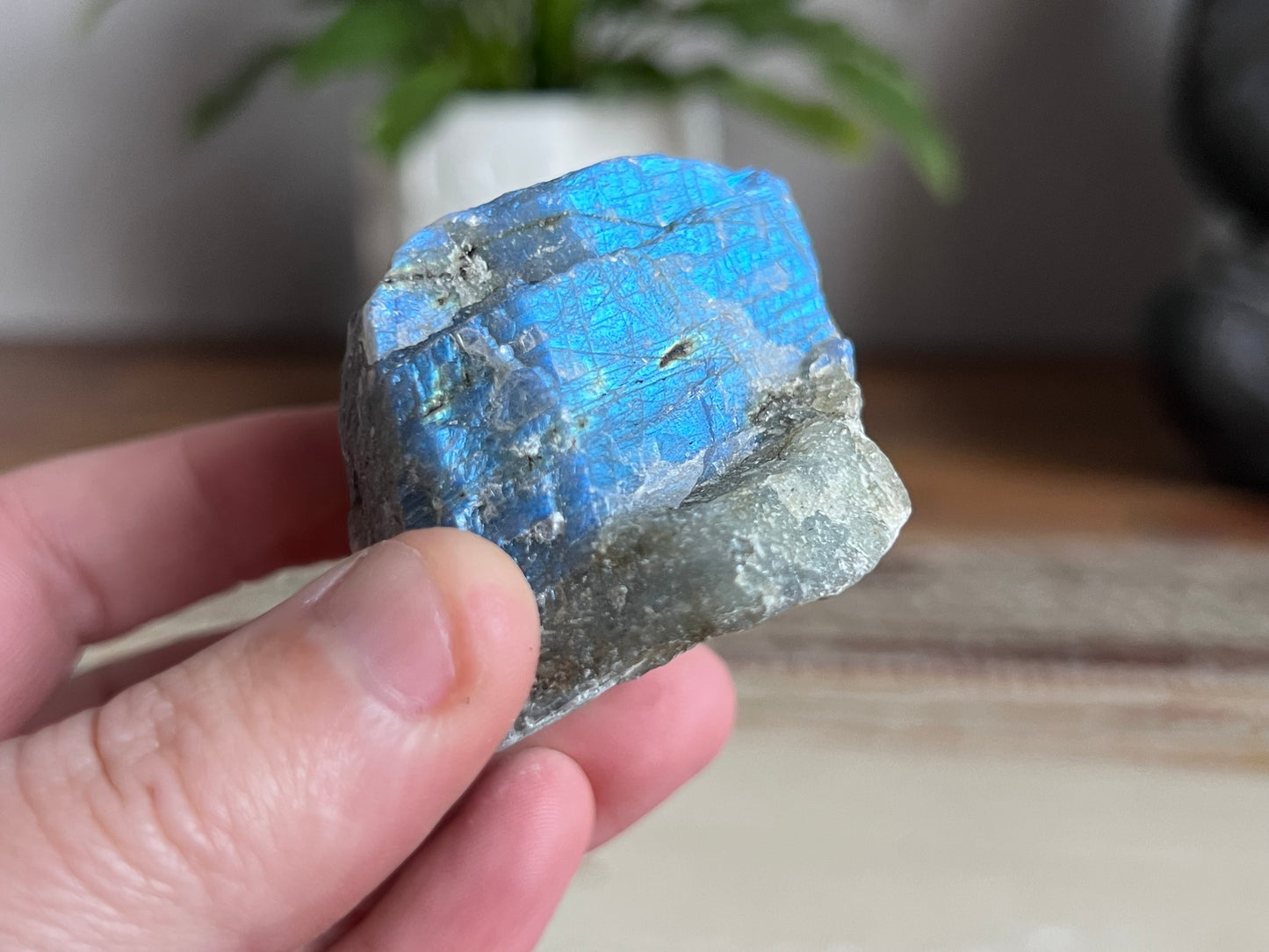 Labradorite Rough