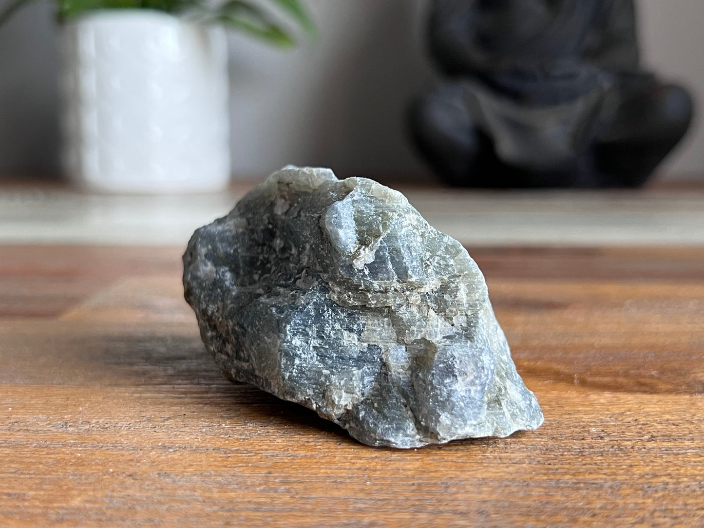 Labradorite Rough