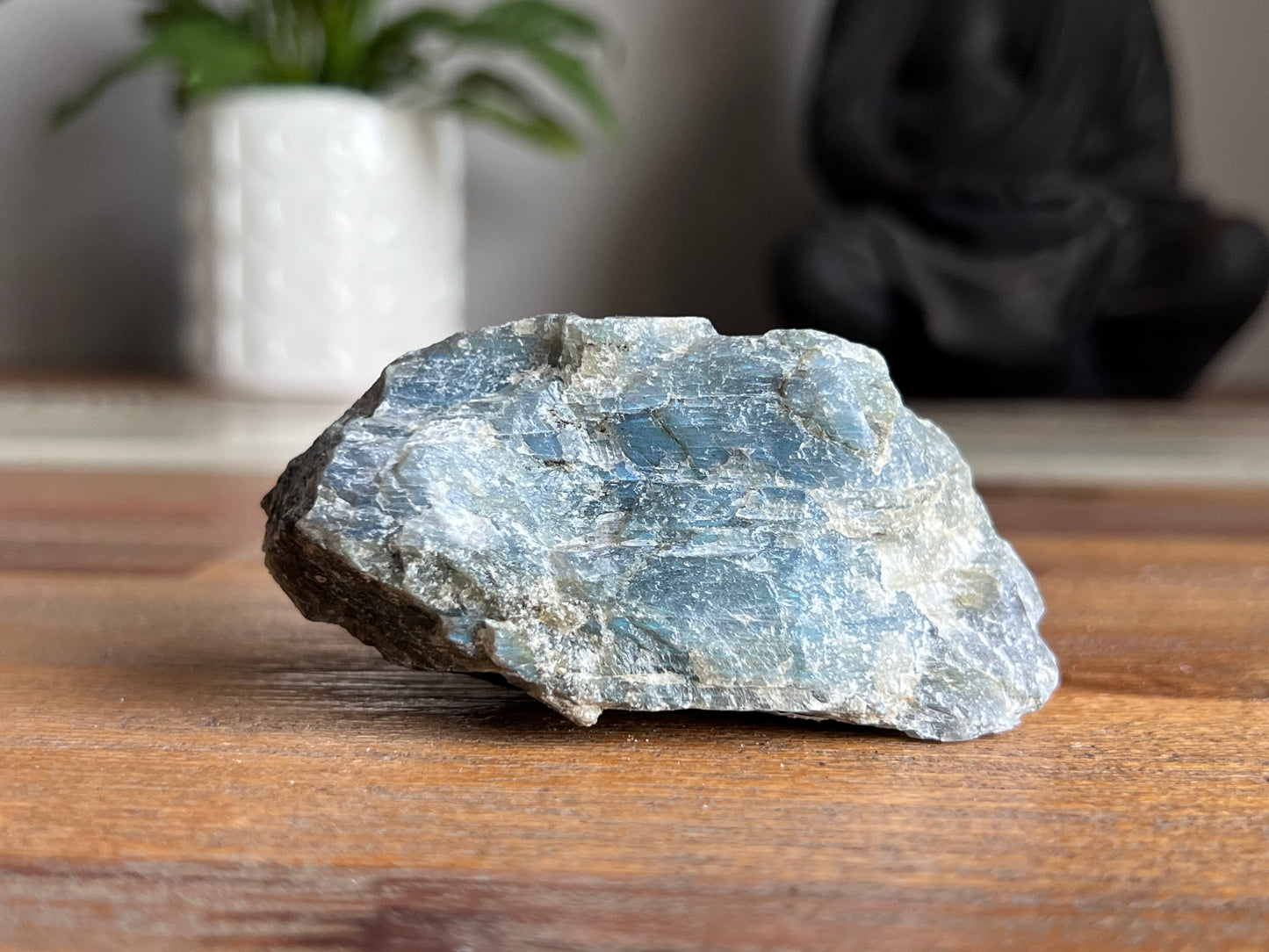 Labradorite Rough