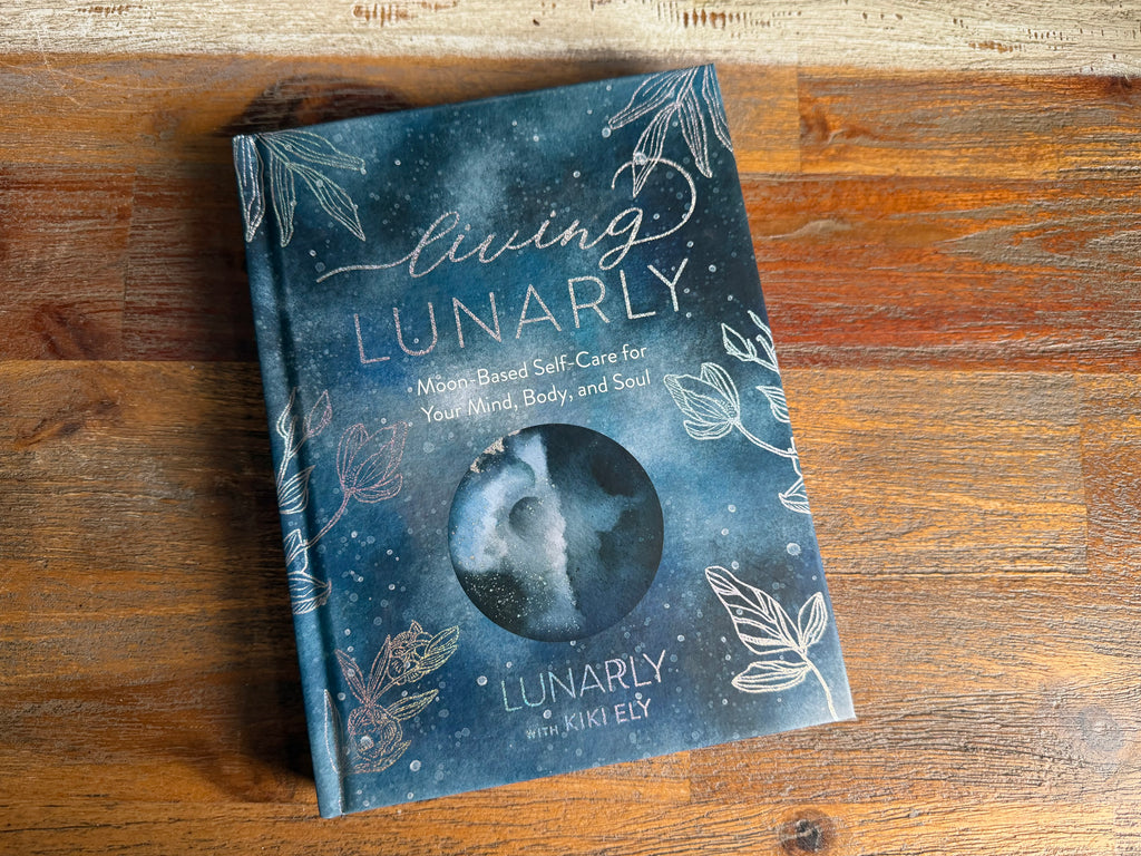 Living Lunarly - Kiki Ely