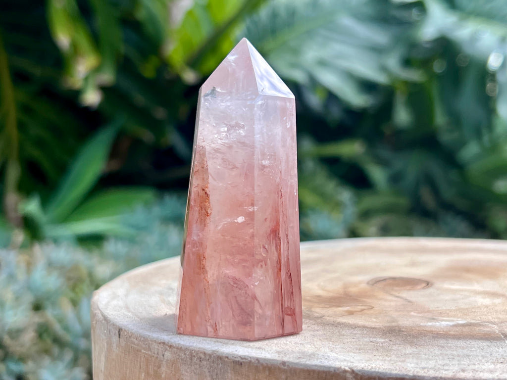 Hematoid Quartz Point