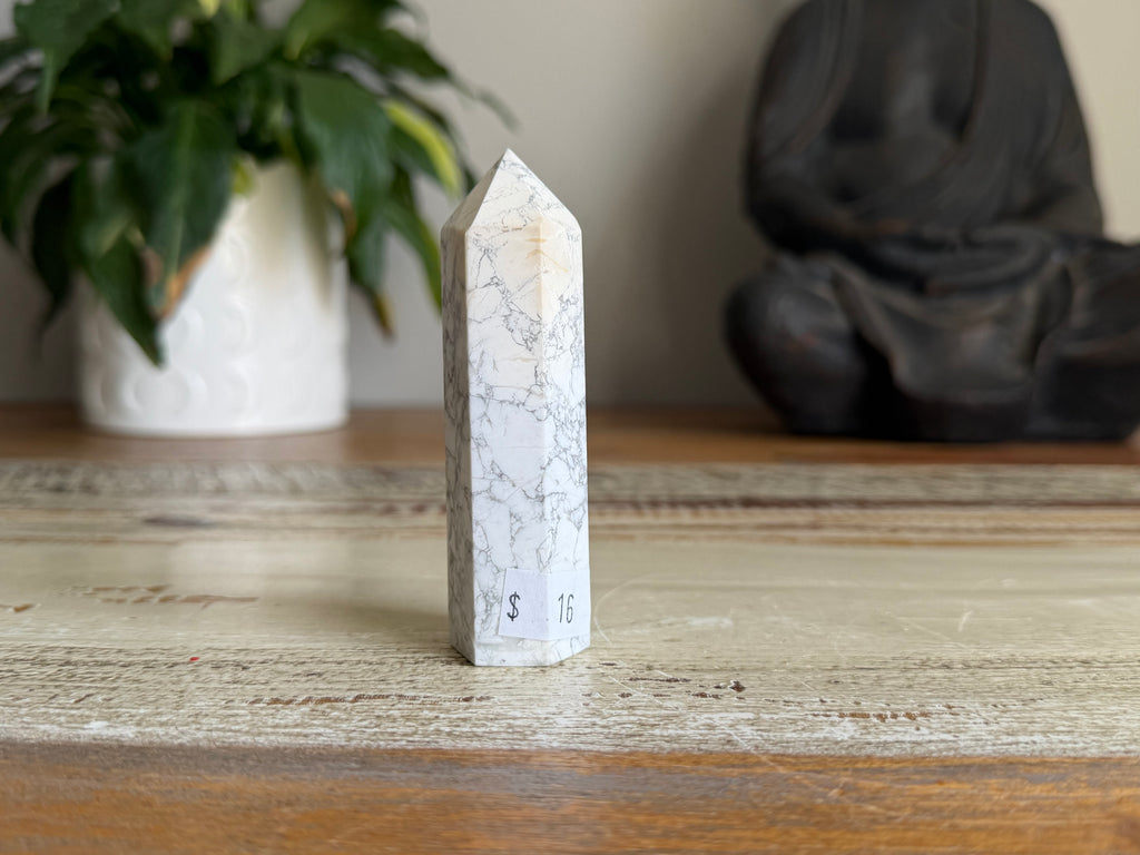 White Howlite Generator Point