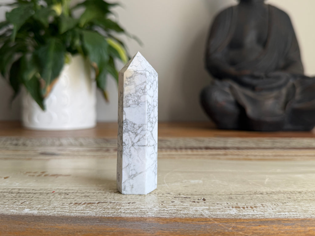 White Howlite Generator Point