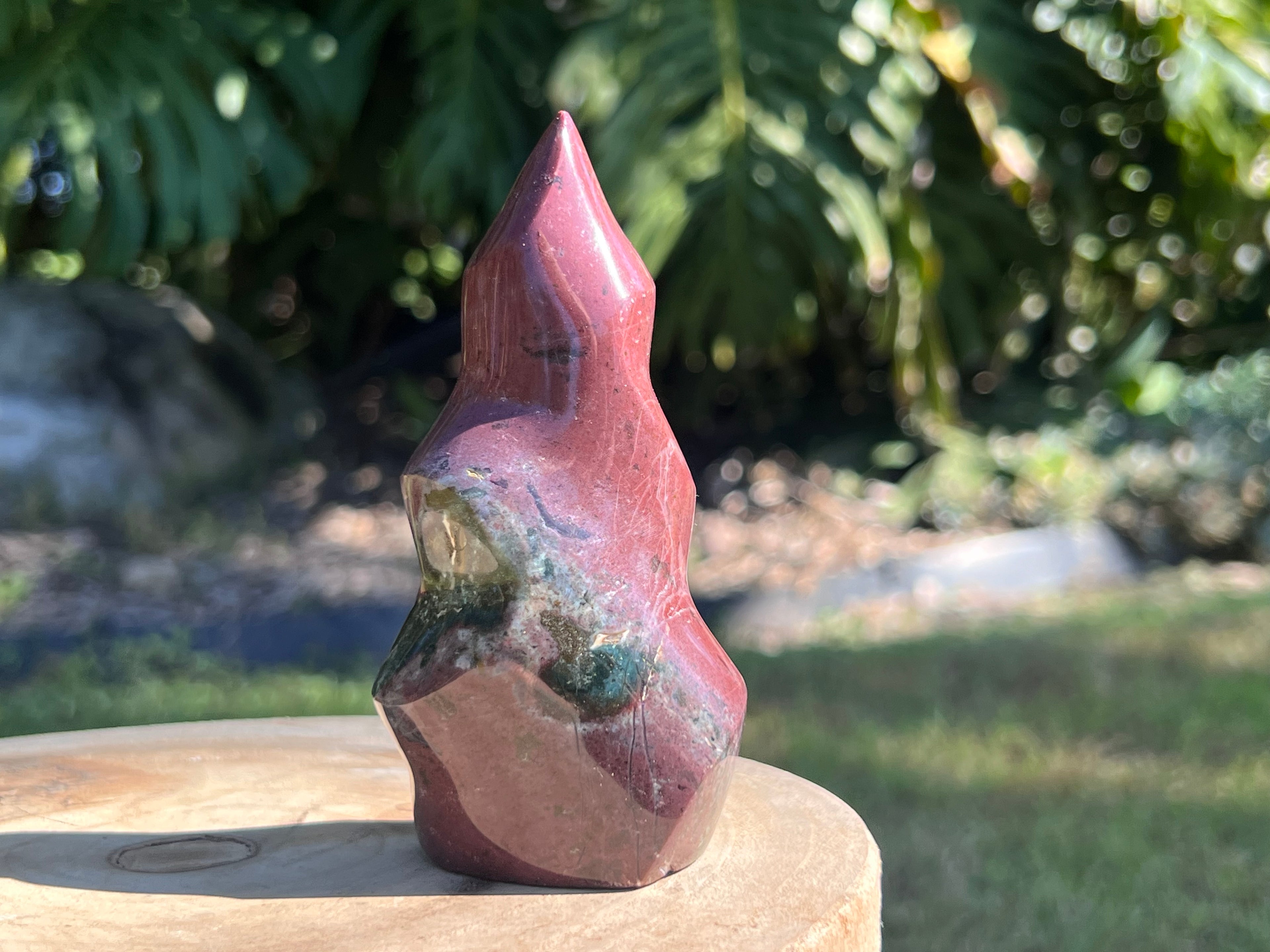 Stunning Ocean Jasper Flame. With deep red and green colouring 