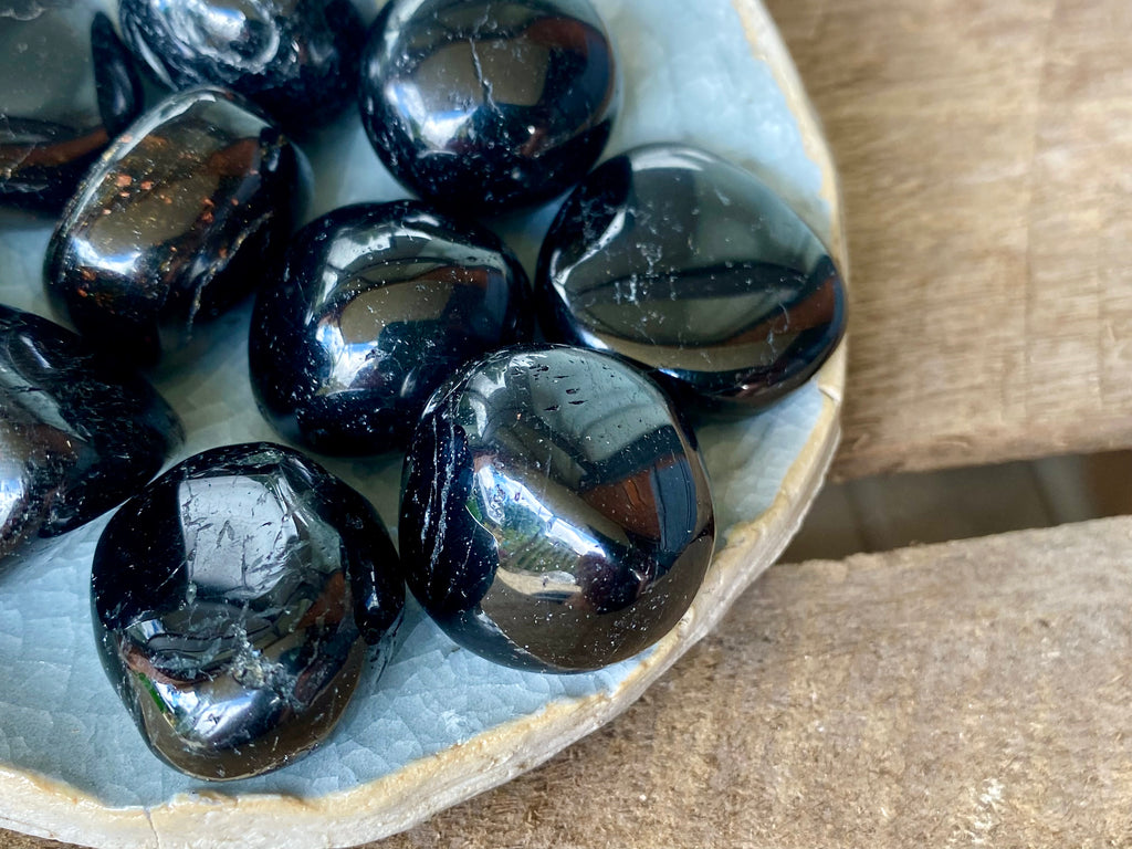 Black Tourmaline Tumbled Stone