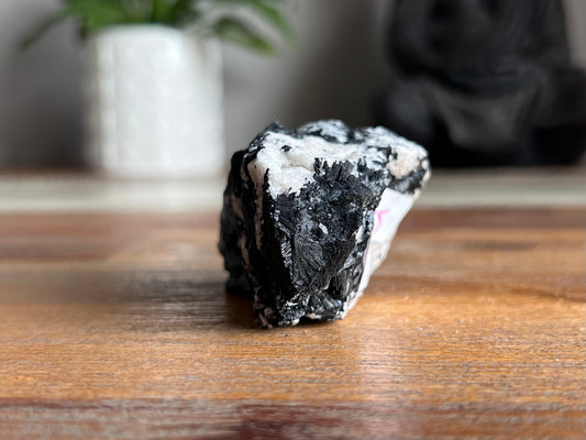 Schorl Tourmaline in Quartz