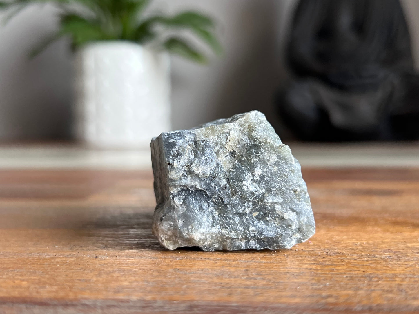 Labradorite Rough