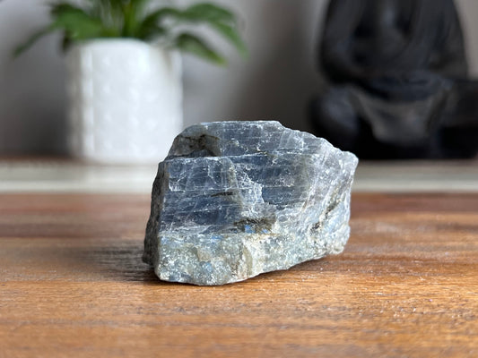 Labradorite Rough