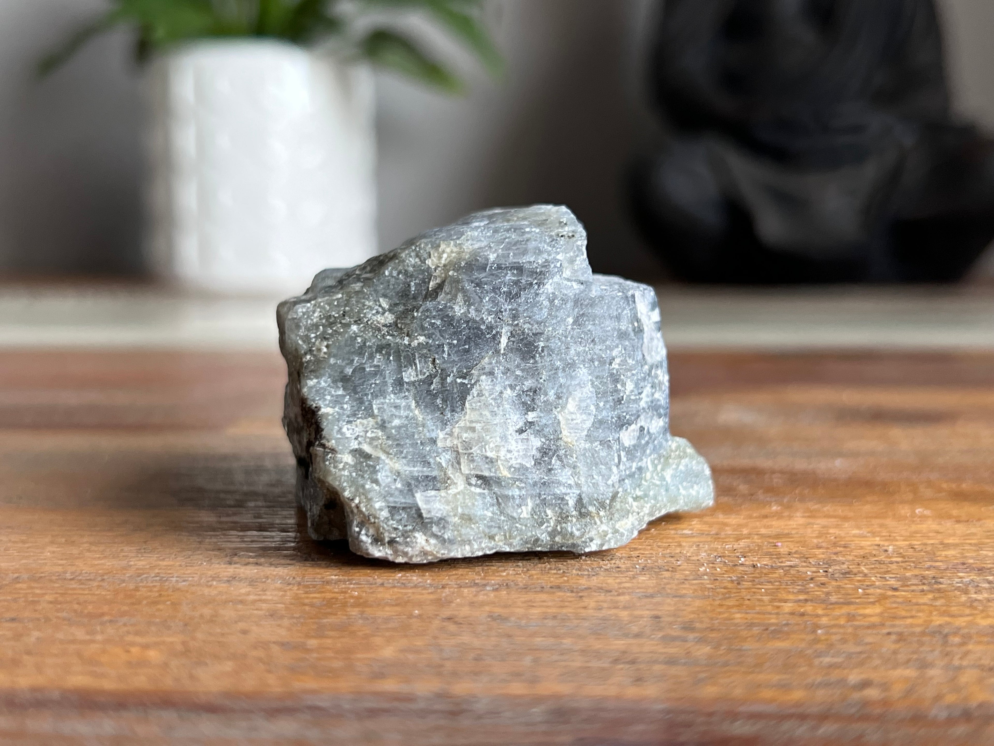 Labradorite Rough