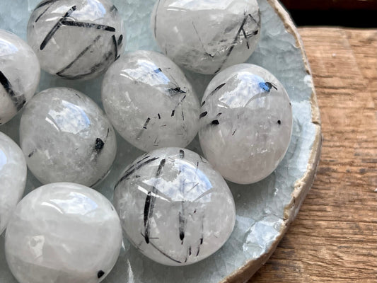 Black Tourmaline In Quartz Tumbled Stone